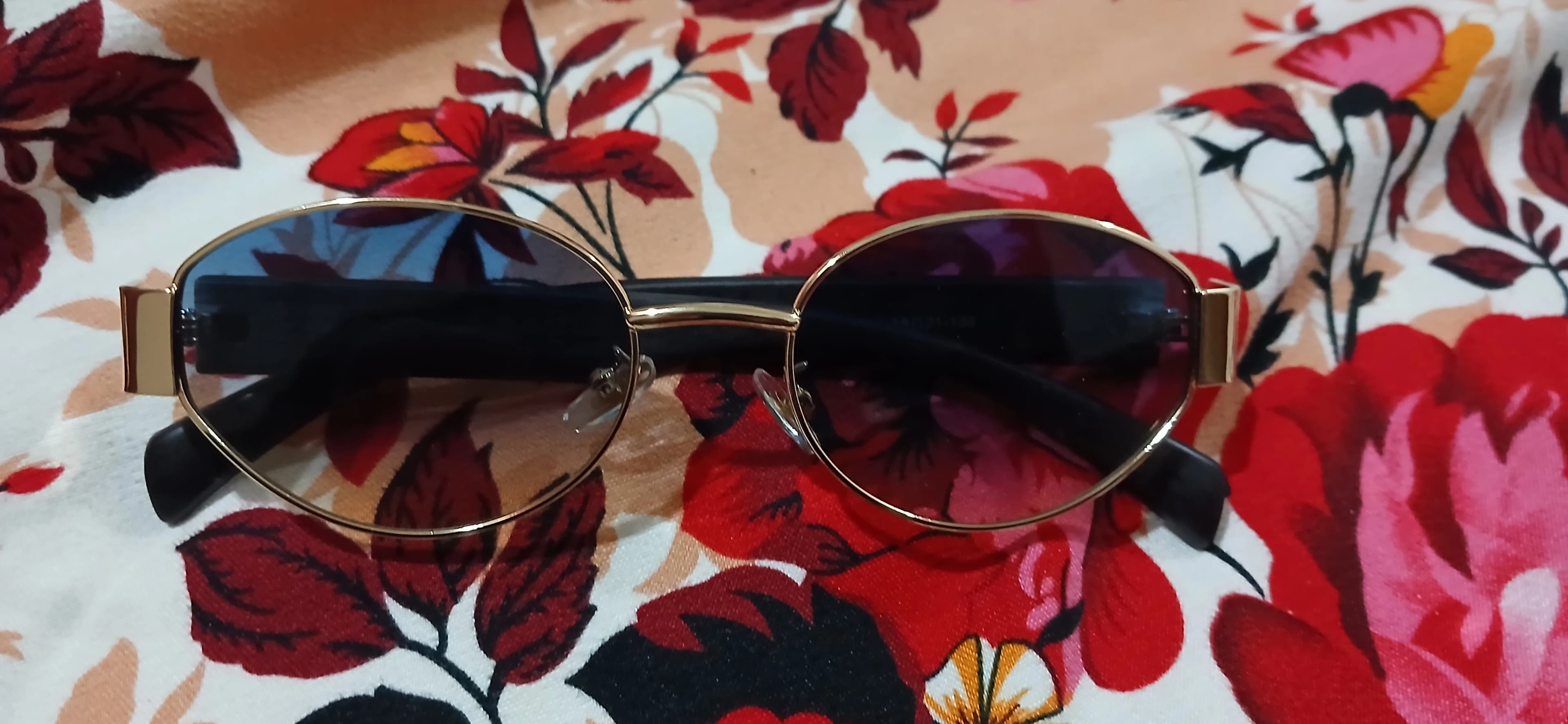 glasses