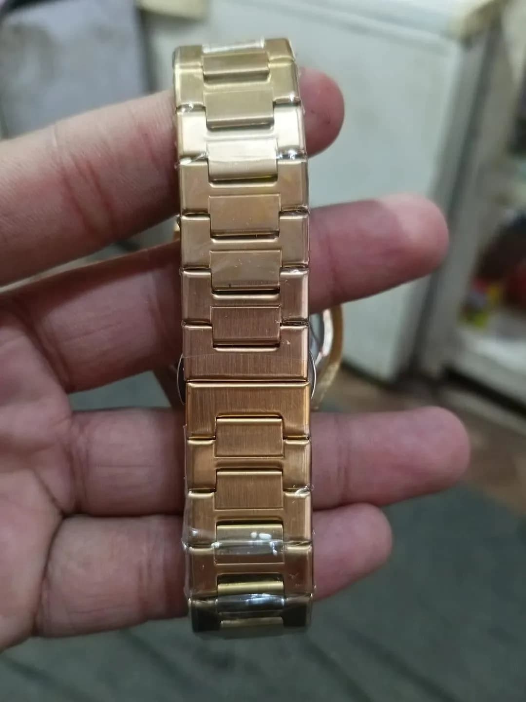 New stylish silver Ora watch 