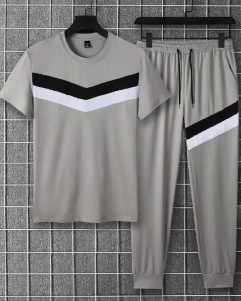 High Quality Sports Tracksuit for Men